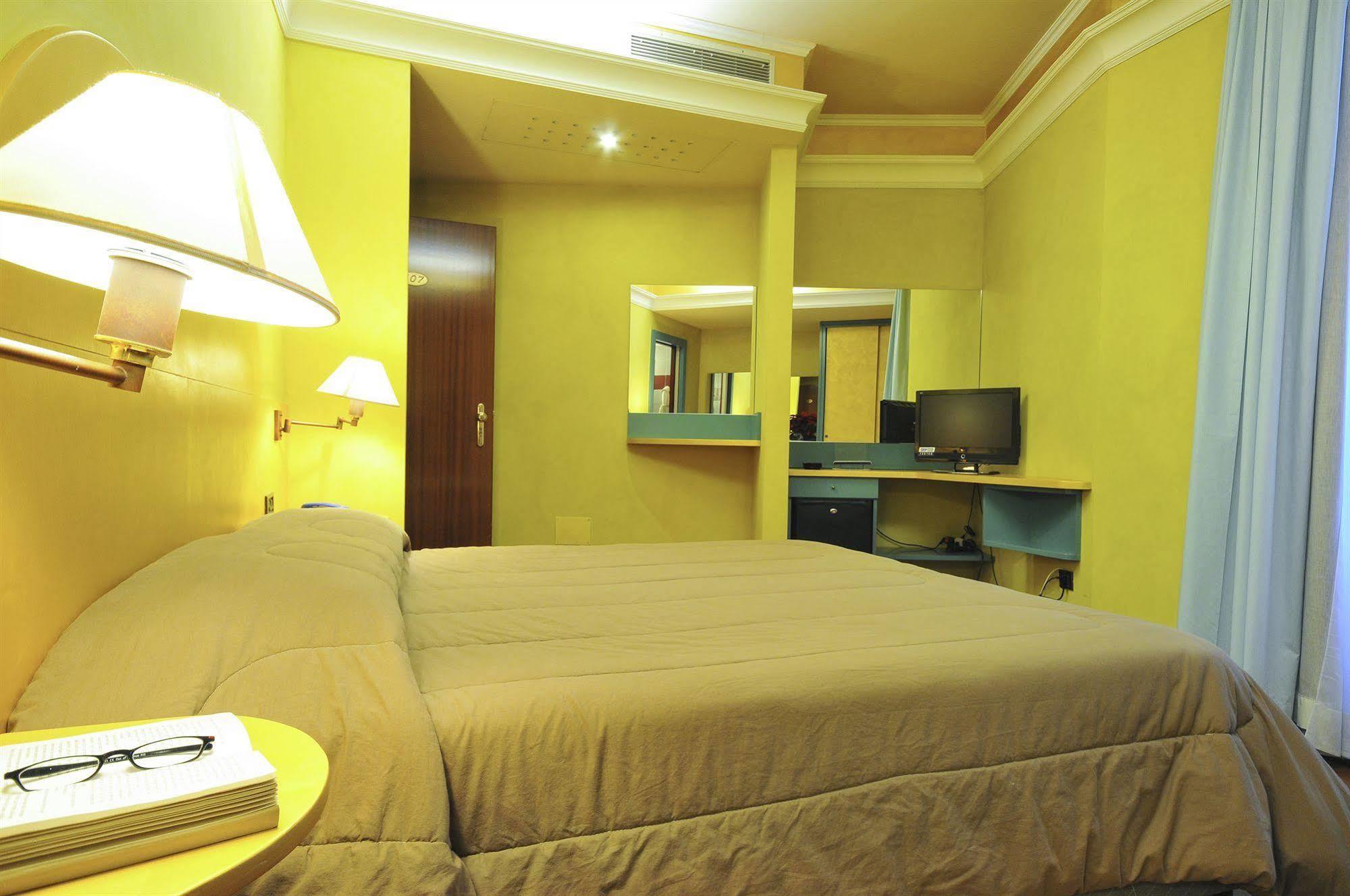 Enrichetta Hotel 3*